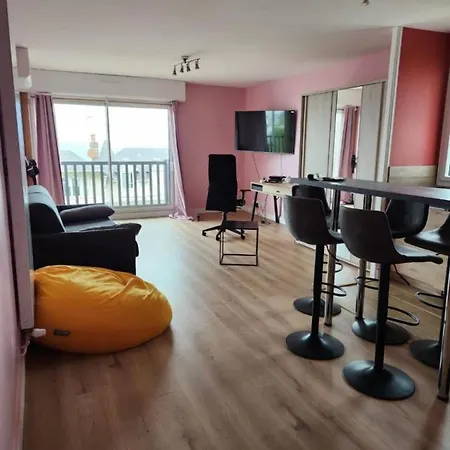 Nice 54m With Sea View - Balcony And Διαμέρισμα *